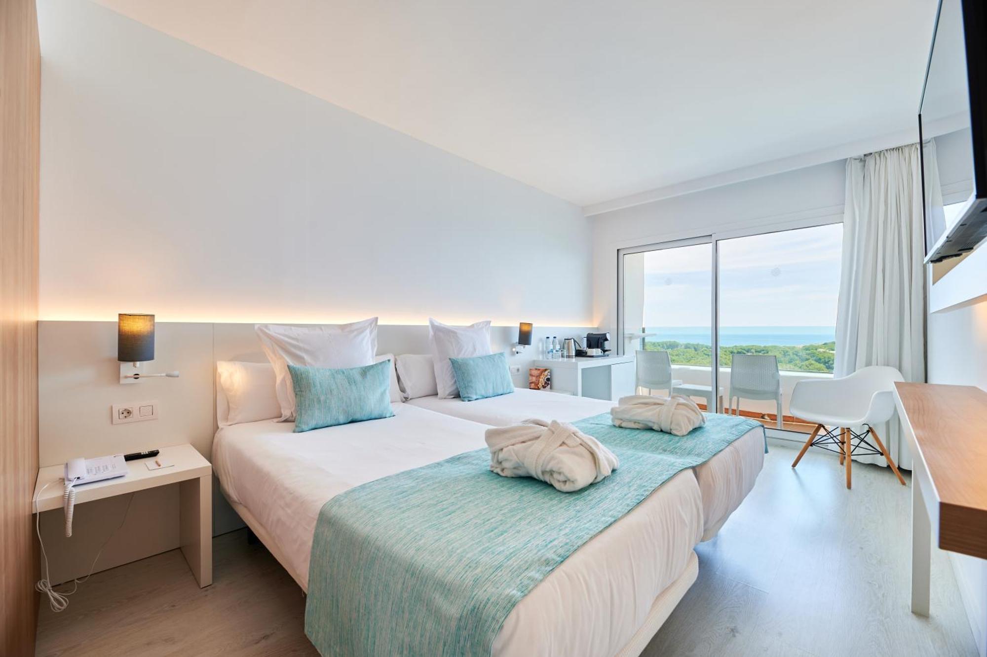 Готель Aluasoul Carolina - Adults Only Фонт-де-Са-Кала Екстер'єр фото