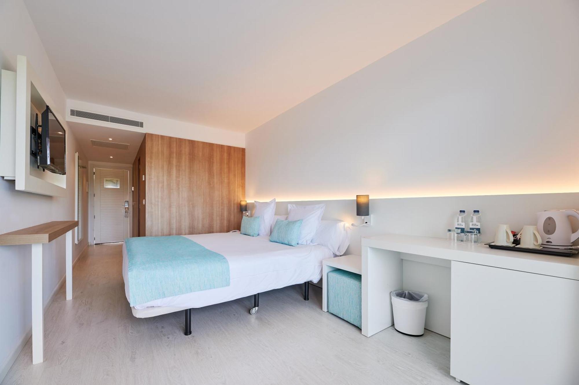 Готель Aluasoul Carolina - Adults Only Фонт-де-Са-Кала Екстер'єр фото